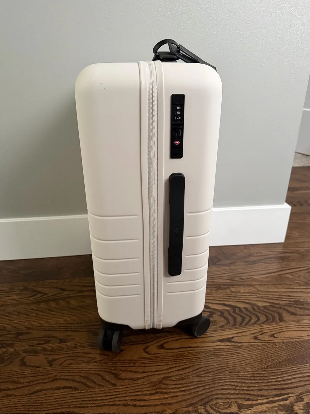 Monos Carry-On Plus in Stellar White